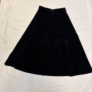 Vintage 70’s Elegant Black Velvet Skirt